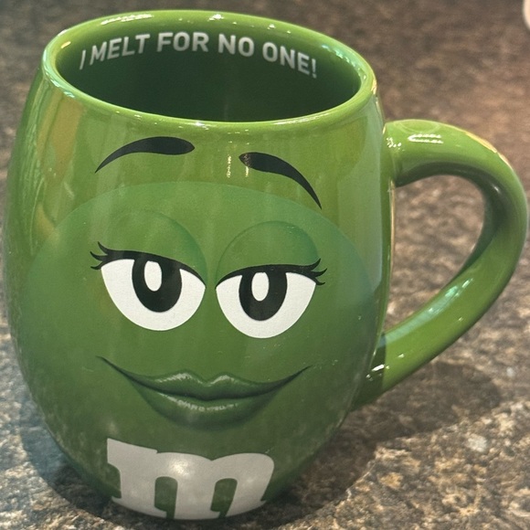 M&M'S Green Ceramic Dining Mug I Melt For No One! NEVER USED - Picture 2 of 4